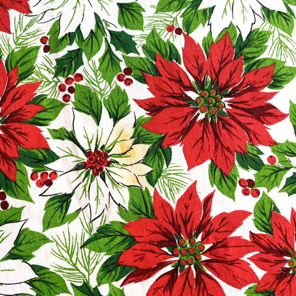 Christmas Tablecloth 1980’s Lightweight Cotton Blend Poinsettias Red Green White - Picture 8 of 10